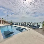 Apart-Hotel Iate Plaza, Vista Completa Da Orla De Fortaleza